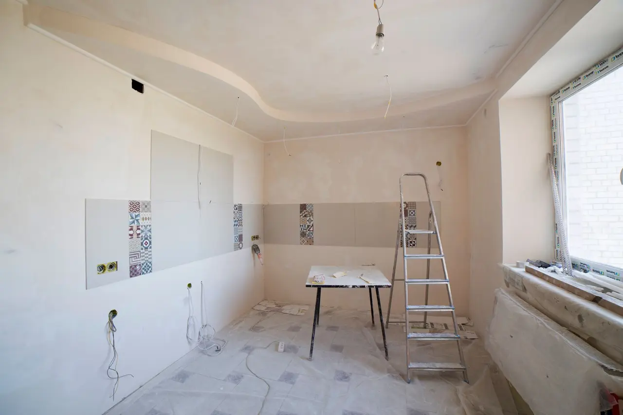 Kitchen Ceiling Water Damage Repair in Sherrelwood
