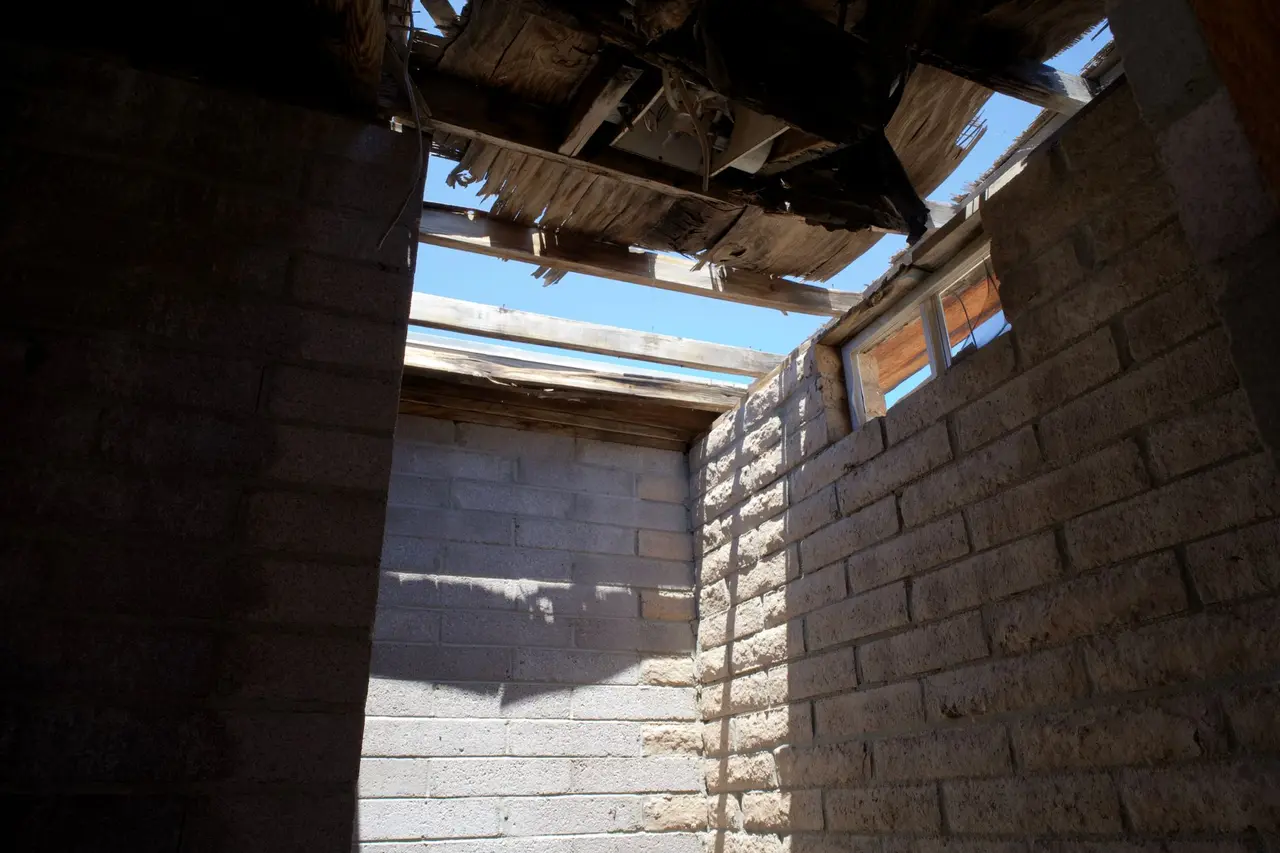 Structural Drying After Ceiling Leak in Sherrelwood
